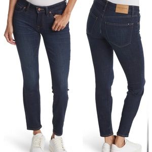 NWT Lucky brand Lolita Skinny Jean